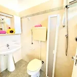 Modern And Spacious In * بيبيوني