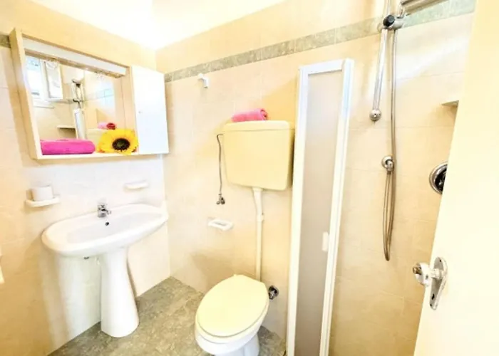 Modern And Spacious In * بيبيوني